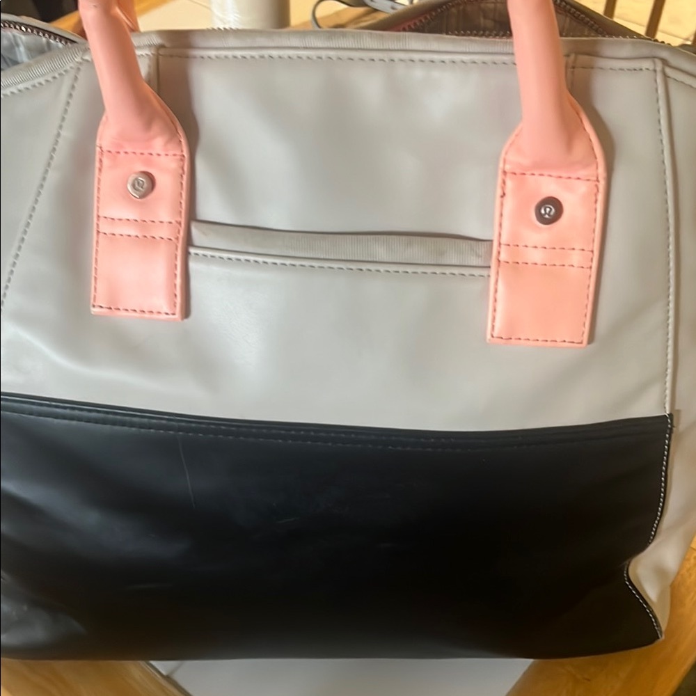 Lululemon Vinyasa To Vino Women's Bag View 3